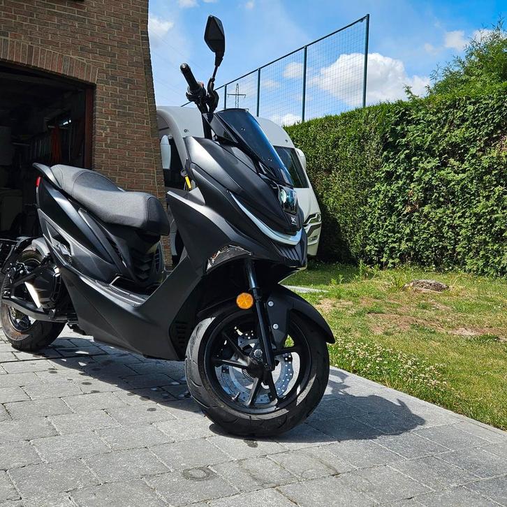 100% elektrische NX2 600kms fabrieksgarantie, Fietsen en Brommers, Scooters | Overige merken, Zo goed als nieuw, Elektrisch, Ophalen