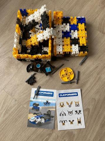 2 Sets Clicformers in goede staat beschikbaar voor biedingen