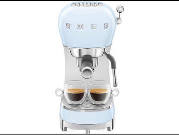 Machine à café de la marque SMEG beschikbaar voor biedingen