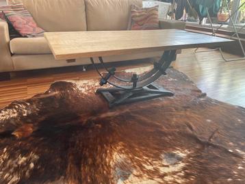Table basse style industriel beschikbaar voor biedingen