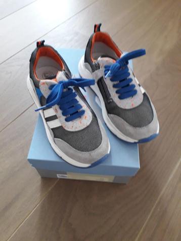 Sneakers, franco Romagnoli, maat 33 beschikbaar voor biedingen