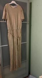 Communie kledij, Ophalen, Zo goed als nieuw