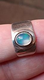 Mooie sterling zilveren ring met Welo opaal, Nieuw, Met edelsteen, Ophalen of Verzenden, Kleiner dan 17