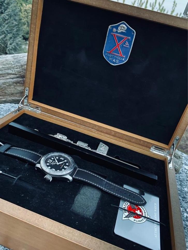 Raid Marina X Mas avec ses papiers et sa magnifique boîte, Handtassen en Accessoires, Horloges | Heren, Zo goed als nieuw, Polshorloge