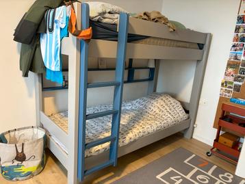 Stapelbed  beschikbaar voor biedingen
