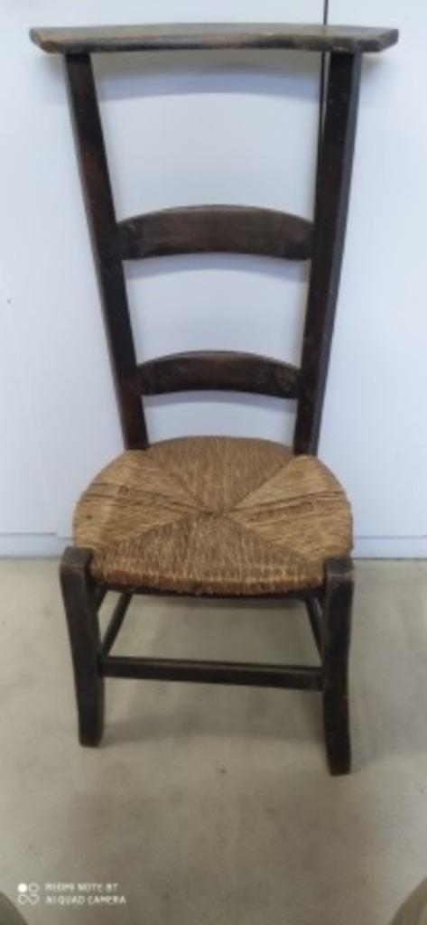 Antieke kerkstoel, Antiek en Kunst, Antiek | Meubels | Stoelen en Sofa's, Ophalen