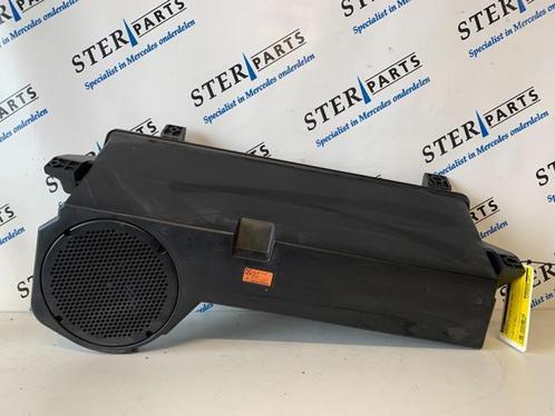 Subwoofer van een Mercedes R-Klasse, Auto-onderdelen, Elektronica en Kabels, Mercedes-Benz, Gebruikt, 3 maanden garantie, Ophalen of Verzenden