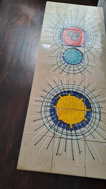 Vintage salontafel keramiek tegels beschikbaar voor biedingen