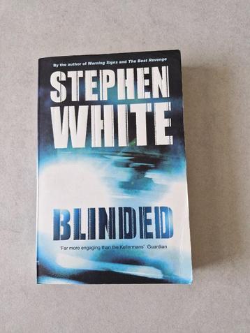 Blinded - Stephen White beschikbaar voor biedingen