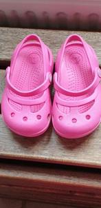 Petite croc pointure 22/23, Enfants & Bébés, Vêtements enfant | Chaussures & Chaussettes, Comme neuf, Croc, Fille, Envoi