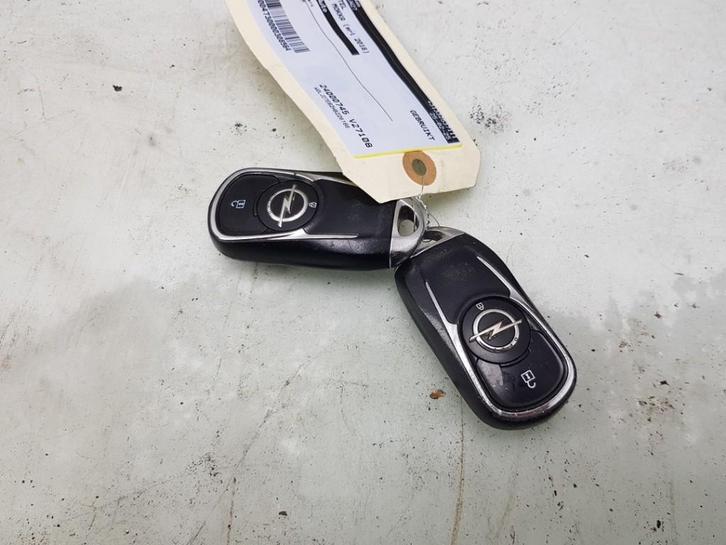SLEUTEL Opel Mokka / Mokka X (|39211271|13508410|), Auto-onderdelen, Overige Auto-onderdelen, Opel, Gebruikt