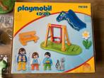 PLAYMOBIL 1,2,3 — Terrain de jeu, Enlèvement