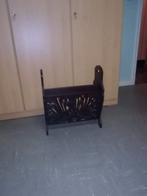 Houten krantenbak, Huis en Inrichting, Woonaccessoires | Krantenbakken en Lectuurbakken, Ophalen