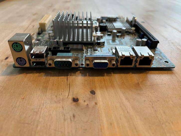 Supermicro X7SPA-H, Computers en Software, Moederborden, Gebruikt, Intel, Ophalen of Verzenden