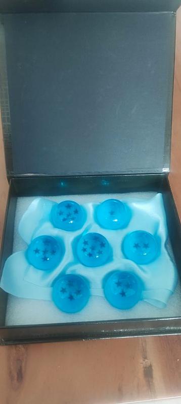7 Dragon Ball z blue crystal balls beschikbaar voor biedingen