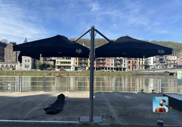 Parasol horeca profesionnelle terrasse disponible aux enchères