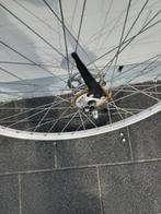 Voorwiel met trommelrem, Fietsen en Brommers, Fietsonderdelen, Ophalen of Verzenden, Zo goed als nieuw