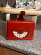 Balance vintage INCA rouge - 2 kg - Années 70/80 - RDA, Ophalen, Zo goed als nieuw