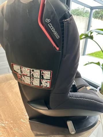 Autostoel maxicose beschikbaar voor biedingen
