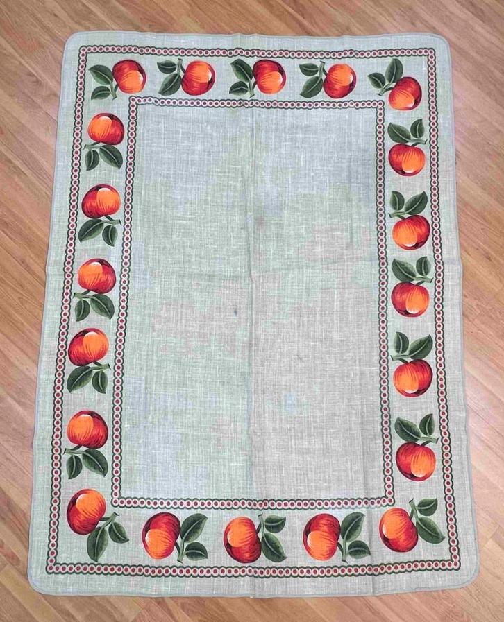 Tafelkleed appels 165/120, Huis en Inrichting, Tafelkleden, Gebruikt, Ophalen of Verzenden