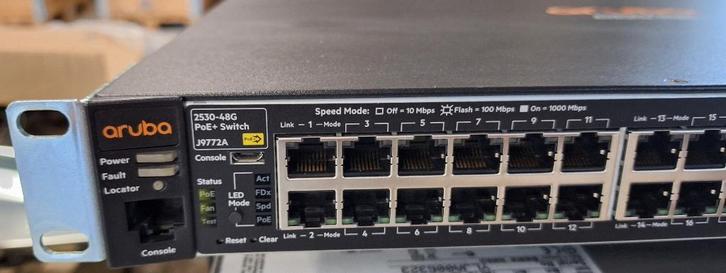 HP Aruba 2530-48G PoE+ Switch, Computers en Software, Netwerk switches, Gebruikt, Ophalen of Verzenden
