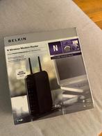 Belkin N Wireless Router IEEE 802.11 b/g/n 300Mps WPS 4 LAN, Enlèvement ou Envoi, Utilisé, Routeur avec modem