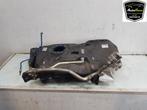 TANK Mercedes-Benz CLA Shooting Brake (118.6) (A1770016899), Gebruikt, Mercedes-Benz