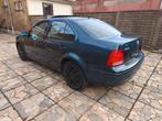 Volkswagen Bora 1.6i benzine EURO4, 152dkm met open dak!, Auto's, Volkswagen, Voorwielaandrijving, 4 deurs, Bora, 4 cilinders