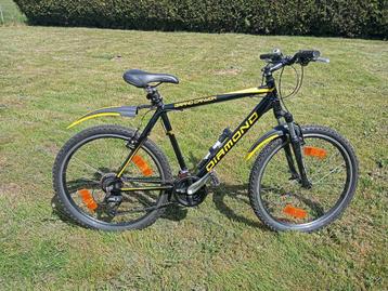 Vélo VTT (a roulé 400 km maximum). beschikbaar voor biedingen