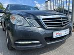 Mercedes Benz E200 2013 avantgarde, Auto's, Mercedes-Benz, Euro 5, Zwart, 4 cilinders, Blauw