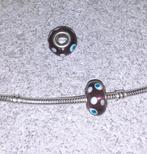 Murano Bedels voor bedelarmband paars met witte en blauwe do, Autres marques, Envoi, 2 ou 3 bracelets à breloques, Neuf