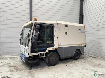 Schoonmaakmachines Diesel HMF 416 2003 beschikbaar voor biedingen