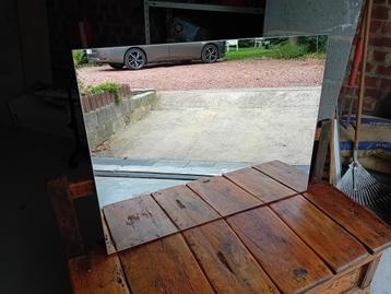 Miroir interieur beschikbaar voor biedingen