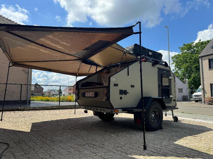 Offroad Caravan Adventure teardrop trailer te huur, Caravans en Kamperen, Caravans, Bedrijf, tot en met 5, 500 - 750 kg, Luifel