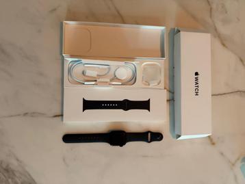Apple Watch SE GPS 40 mm Midnight beschikbaar voor biedingen