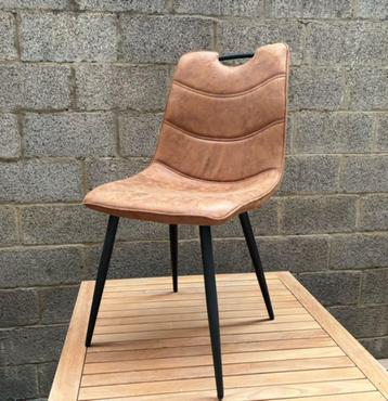 elegante eetkamerstoel  beschikbaar voor biedingen