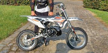Kayo 50cc 2-takt kinder crosser automaat beschikbaar voor biedingen