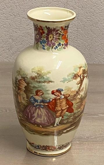 Oude Fragonard-vaas, prijs: 30€ beschikbaar voor biedingen