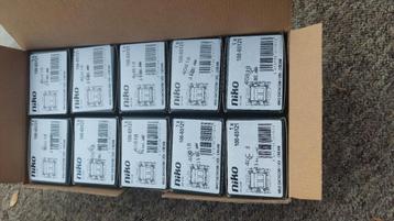 10 prise Niko  pour connexion Internet + tv Neuf  beschikbaar voor biedingen