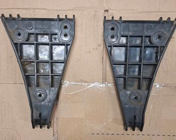 Audi A4 B5 voorbumper houders L+R 8D0807284 8D0807285 beschikbaar voor biedingen