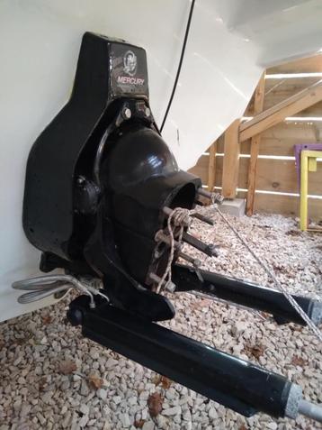 Mercruiser Alpha 1 Gen 2 transom assembly. beschikbaar voor biedingen