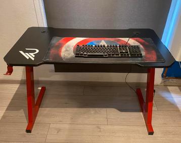 Bureau ( Gaming ) disponible aux enchères