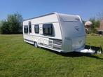 Fendt Saphir 550 !!Met mover!! Grote ijskast !!Bj 2018!!, Caravans en Kamperen, Caravans, Mover, Rondzit, 7 tot 8 meter, Bedrijf