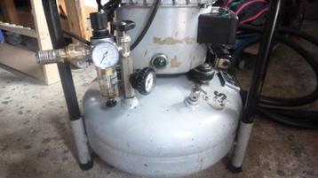 Compressor, Moins de 200 litres/min, Enlèvement, Réduction de bruit, 25 à 100 litres