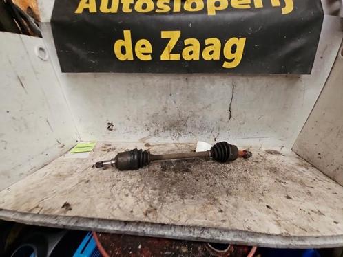 Aandrijfas links-voor van een Fiat Punto Grande, Auto-onderdelen, Remmen en Aandrijving, Fiat, Gebruikt, 3 maanden garantie, Ophalen of Verzenden