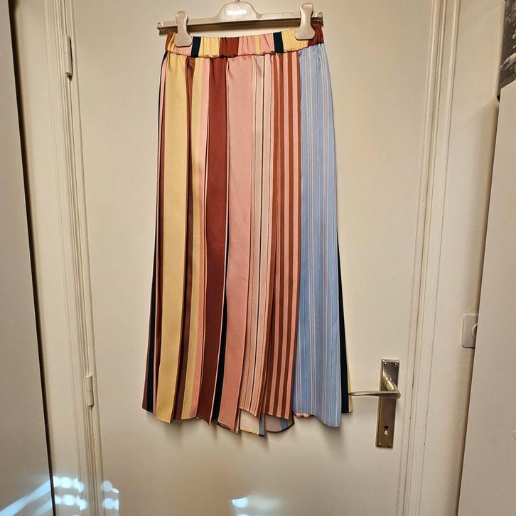 Weekend Max Mara., Kleding | Dames, Rokken, Nieuw, Maat 38/40 (M), Overige kleuren, Onder de knie, Ophalen of Verzenden