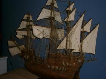 Grote prachtige replica van de Santa Maria beschikbaar voor biedingen