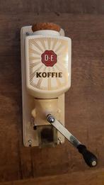 Koffiemolen zeer goede staat, Ophalen