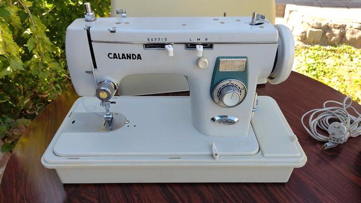 Oude naaimachine Pfaff jaren 70s, Hobby en Vrije tijd, Naaimachines en Toebehoren, Gebruikt, Naaimachine, Pfaff, Ophalen