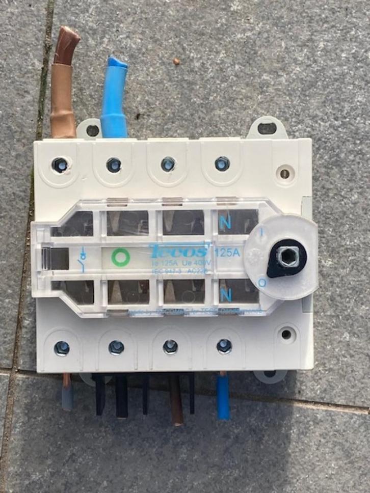 TECO Scheidingsschakelaar 4P 125A, Doe-het-zelf en Bouw, Elektriciteit en Kabels, Zo goed als nieuw, Schakelaar, Ophalen